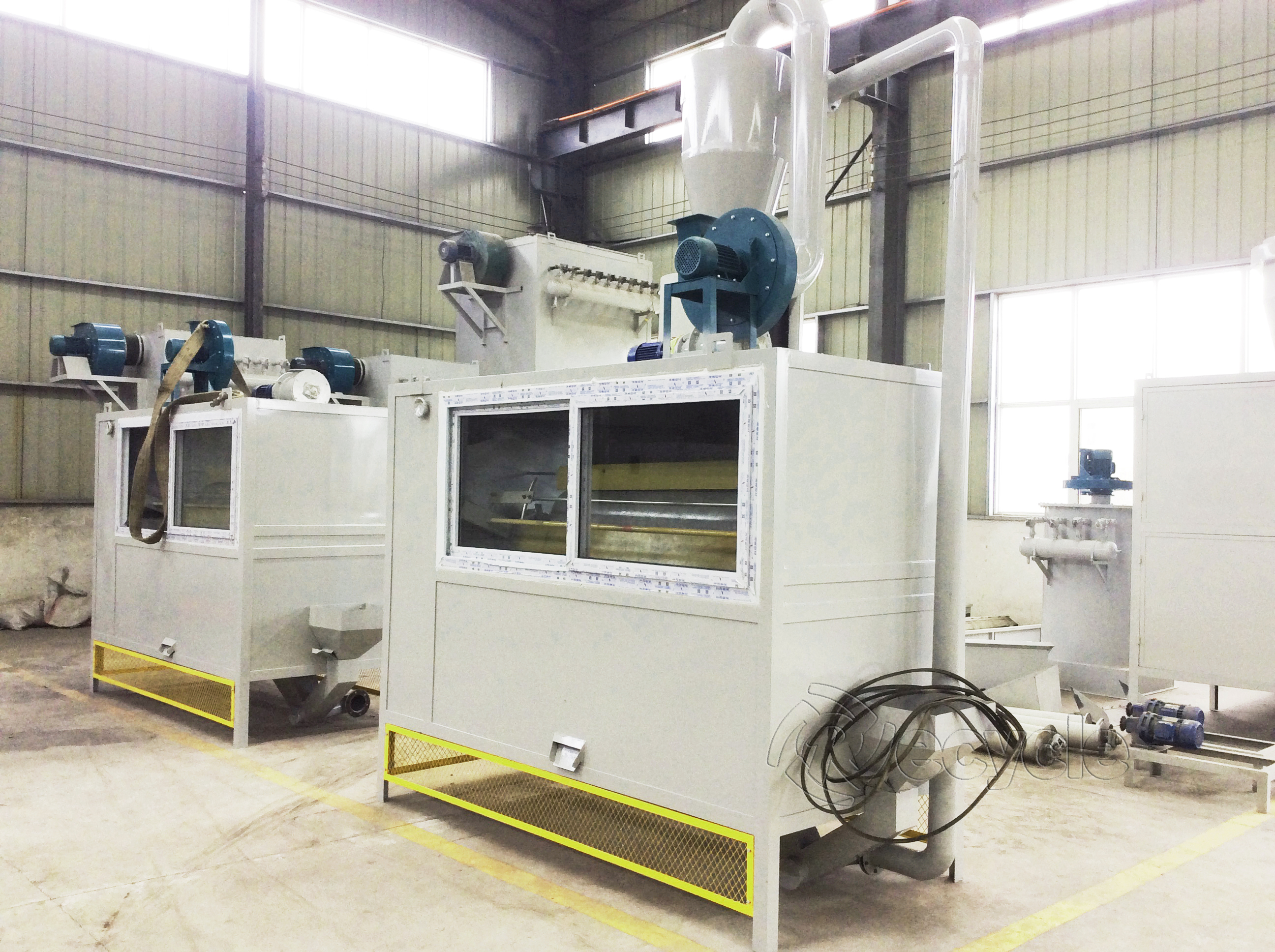 鋁塑分離機,鋁塑分離設(shè)備,廢舊鋁塑分離機